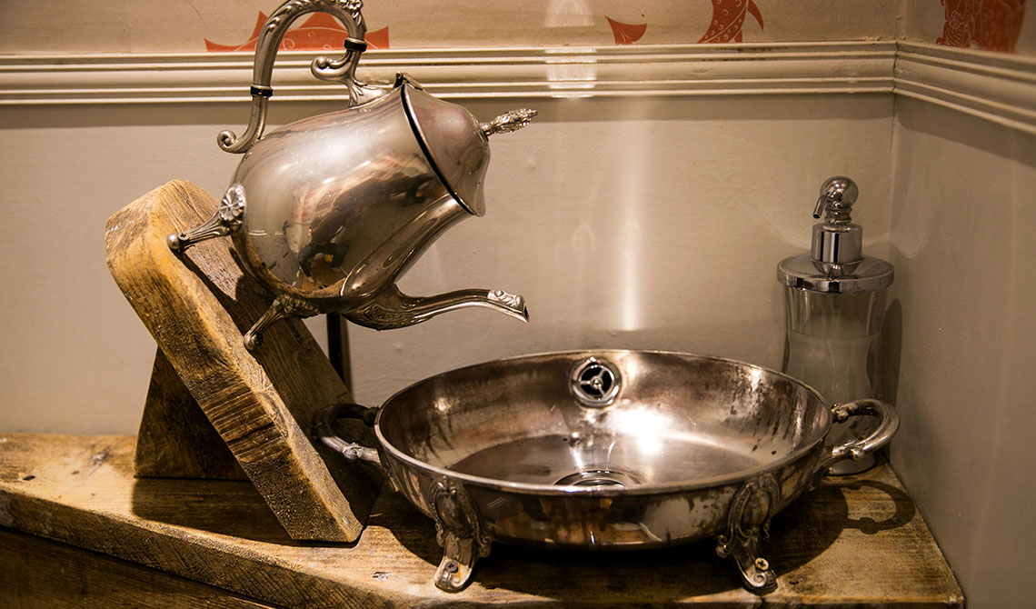 Wonderland House Sink